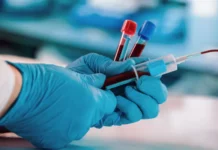 “Unvaccinated blood” is trending – How fear is endangering medical care